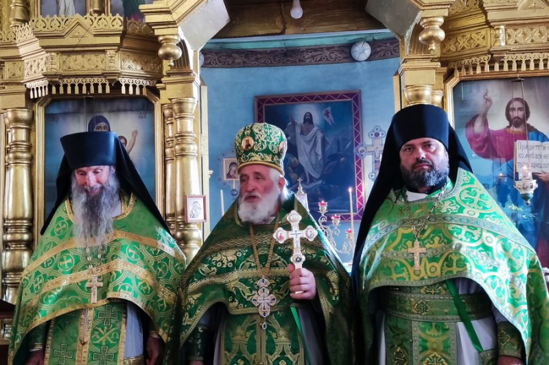 Соборным богослужением в шахтинском храме Вознесения Господня отметили праздник в честь преподобного Сергия Радонежского