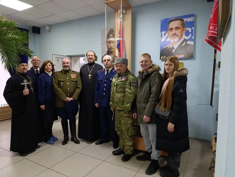 В Шахтинском генерала Я.П. Бакланова казачьем корпусе состоялось торжественное открытие мурала с портретами героев
