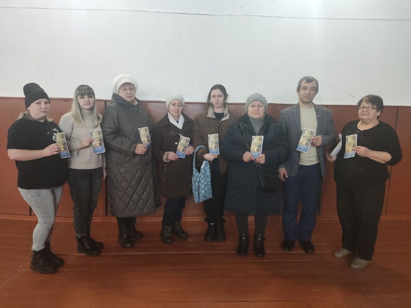 В Алексеевском поселении отчет главы завершился миссионерской акцией Нижнедонского благочиния