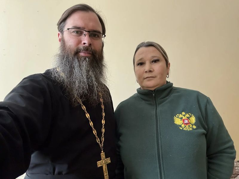 Благочинный Александровск-Грушевского округа встретился с руководителем Комитета семей воинов Отечества 