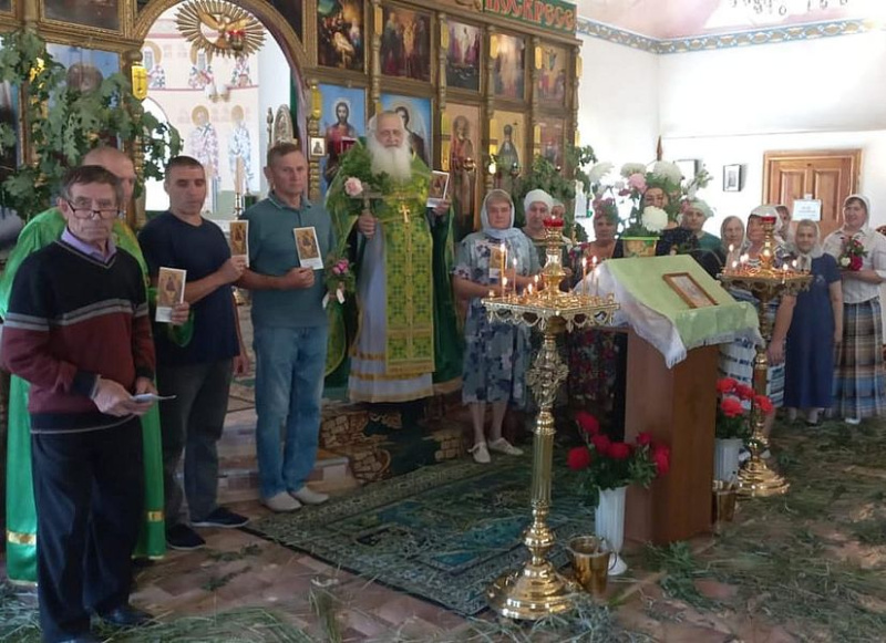 Миссионерская акция «Святая Троица – основание жизни» в Нижнедонском благочинии