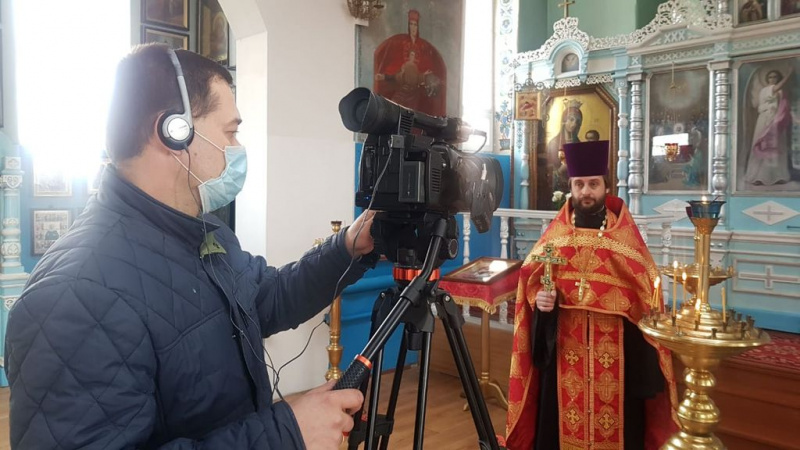 Протоиерей Сергий Яценко поздравил жителей Октябрьского района с великим праздником Светлого Христова Воскресения