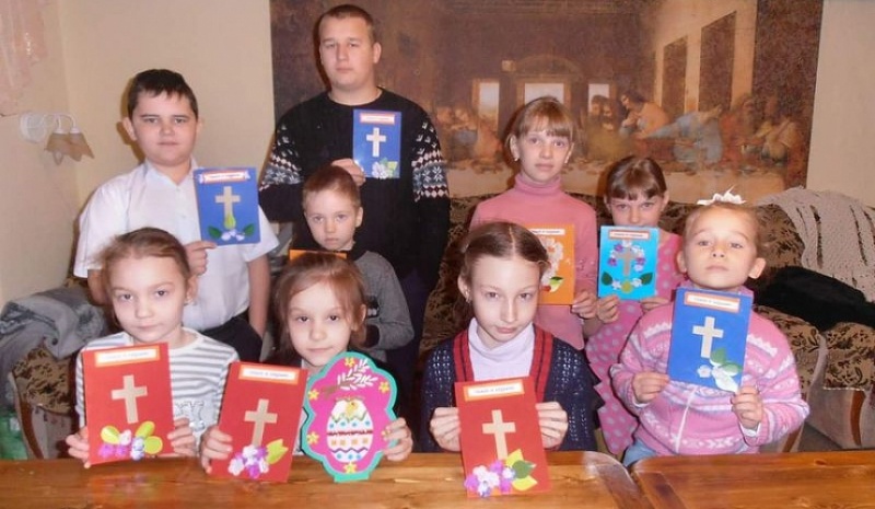 Занятие воскресной учебно-воспитательной группы в неделю третью Великого поста было посвящено Кресту