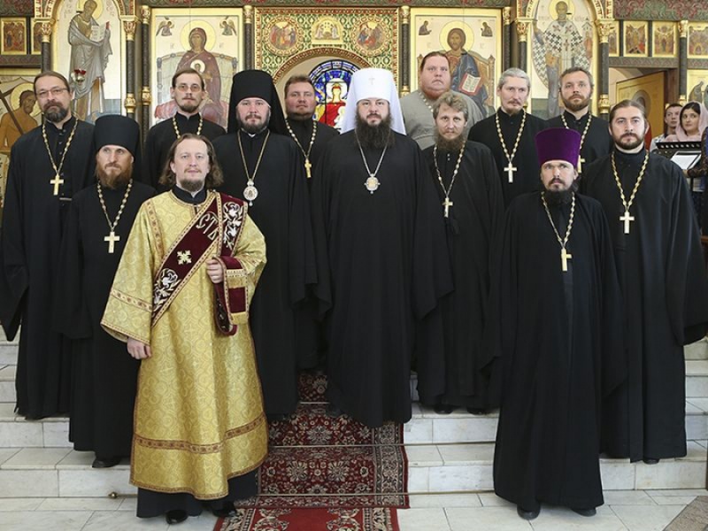 Епископ Симон принял участие во встрече выпускников Саратовской православной духовной семинарии