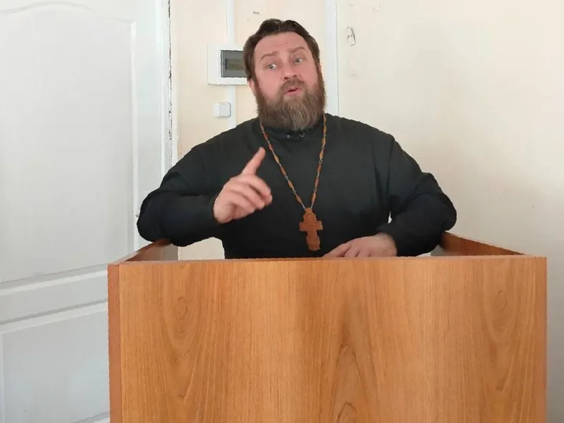 В филиале РГЭУ (РИНХ) города Миллерово прошла лекция на тему: «Герои-священнослужители в годы Великой Отечественной войны»   