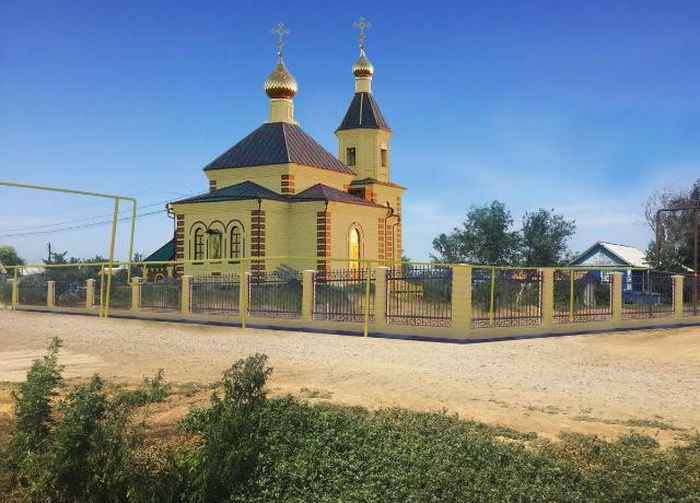 Преосвященнейший епископ Симон провел выездное совещание по строительству храма в хуторе Пичугин