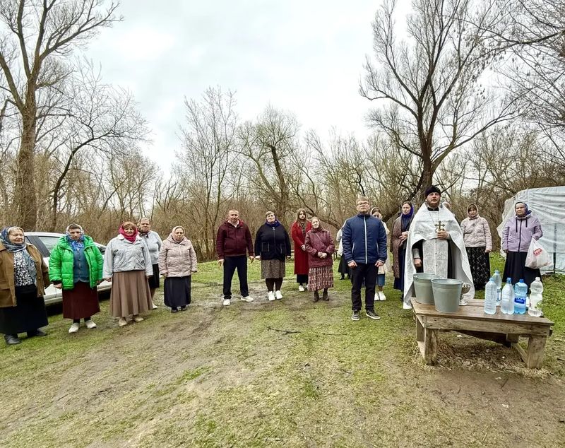 Прихожане храмов Боковского района совершили паломническую поездку в Свято-Покровский мужской монастырь слободы Верхнемакеевка Кашарского района 