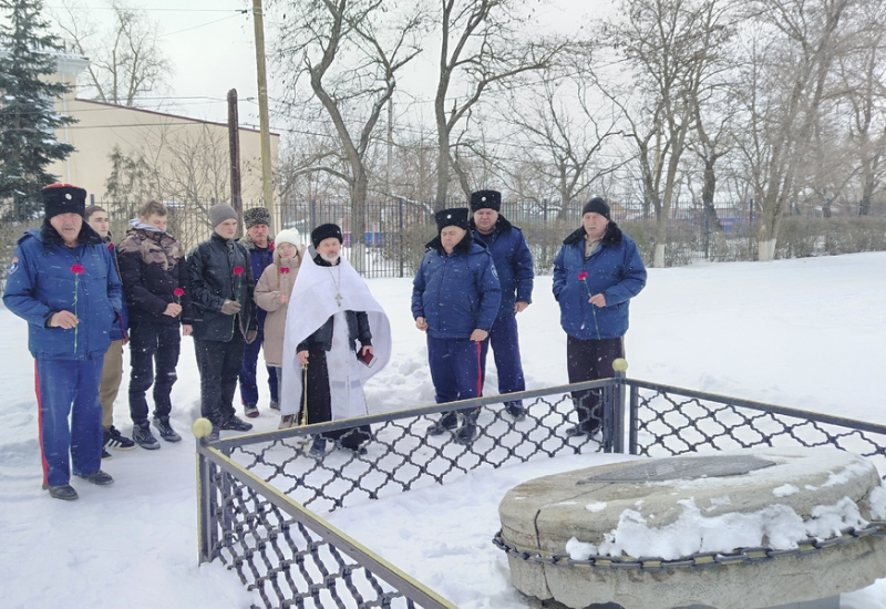 В станице Каргинской почтили память невинно убиенных казаков.