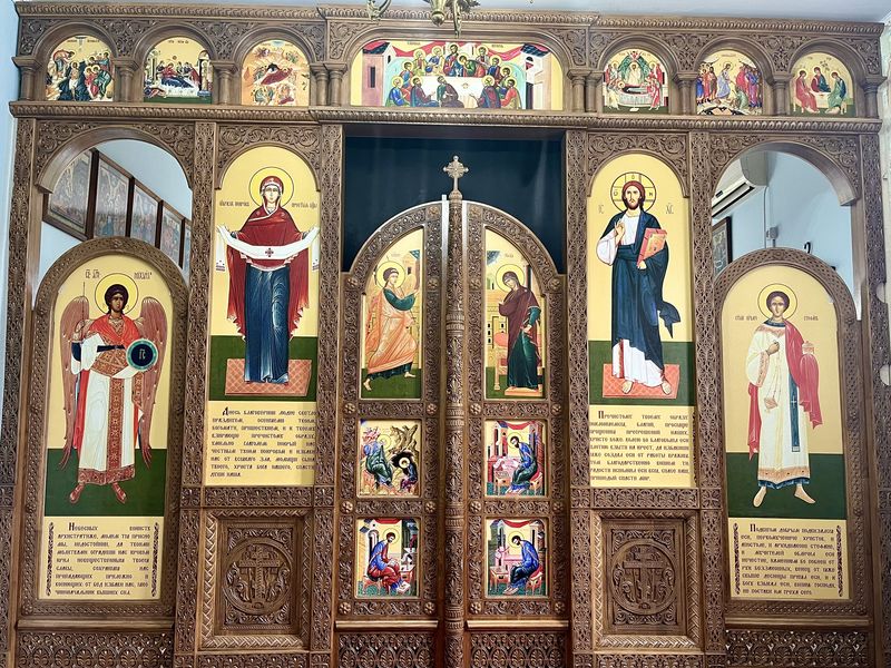Новый иконостас в храме Покрова Пресвятой Богородицы станицы Каргинской