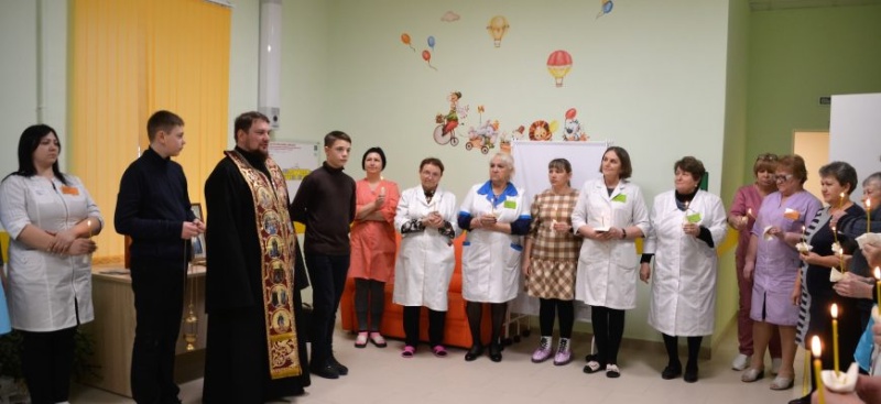 Освящение детской поликлиники города Донецка