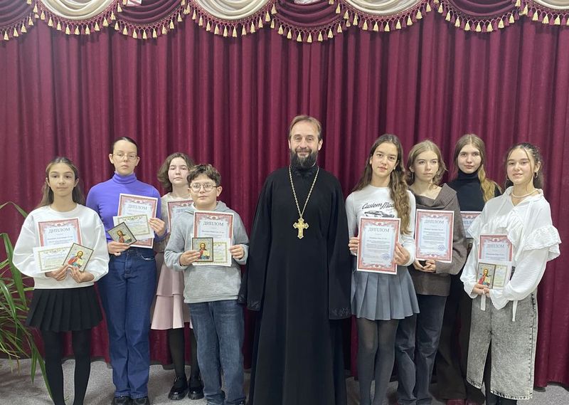 Церемония награждения регионального этапа Международного конкурса детского творчества «Красота Божьего мира» состоялась при Покровском кафедральном соборе г. Шахты