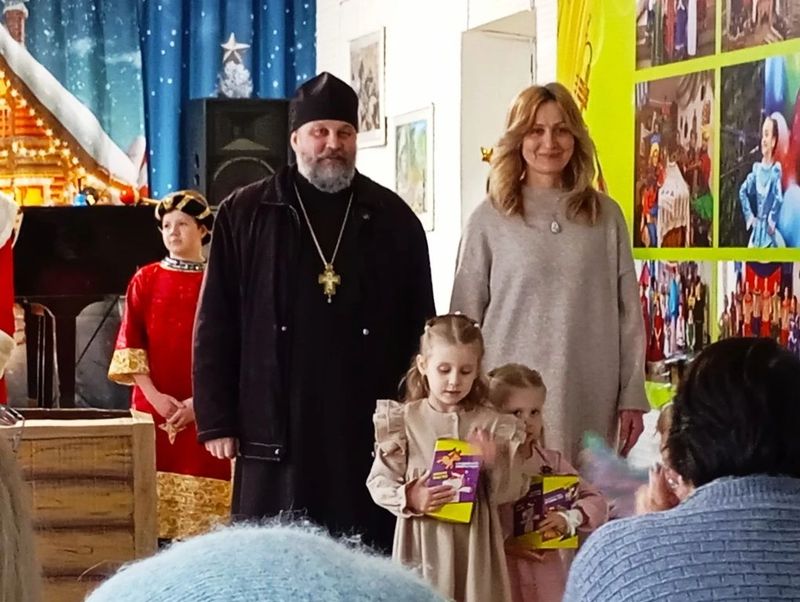 В Пантелеимоновском храме поселка Майского провели Рождественский утренник