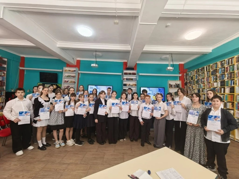 Районный конкурс чтецов прошел в поселке Чертково ко Дню православной книги