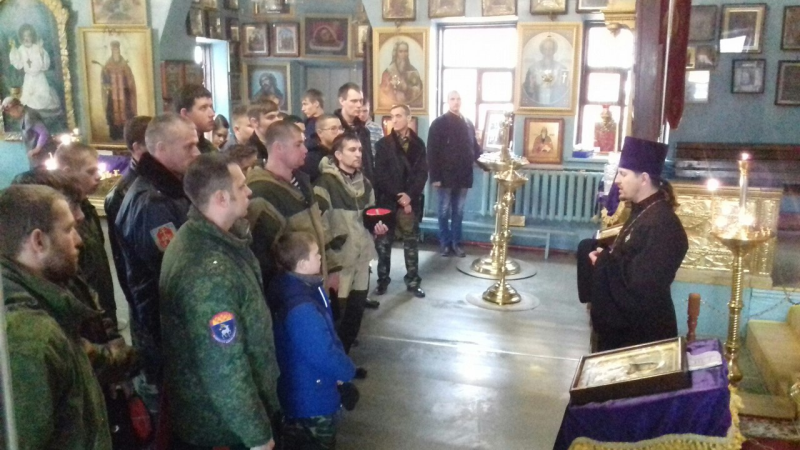 Духовное просвещение для казаков проводит иерей Михаил Борисенко в храме Покрова Пресвятой Богородицы г. Шахты
