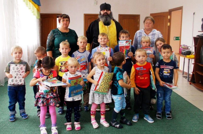 Настоятель Смоленского храма станицы Шумилинской иерей Александр Туховский совершил чин освящения станичного детского сад