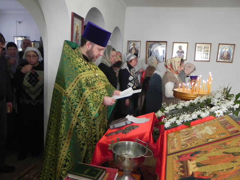 В храме святой блаженной Ксении Петербургской пос. Садовый отметили престольный праздник