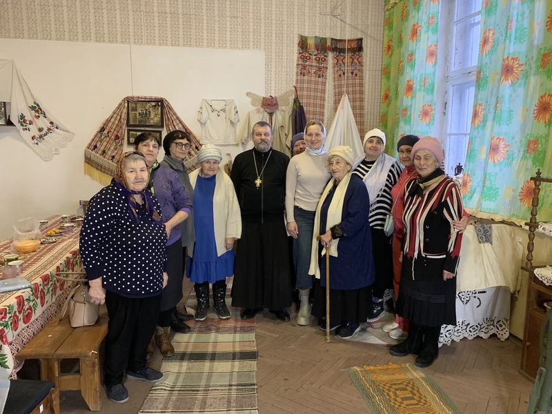 В ДК им. М.П. Чиха поселка Майского прошло занятие воскресной школы для взрослых