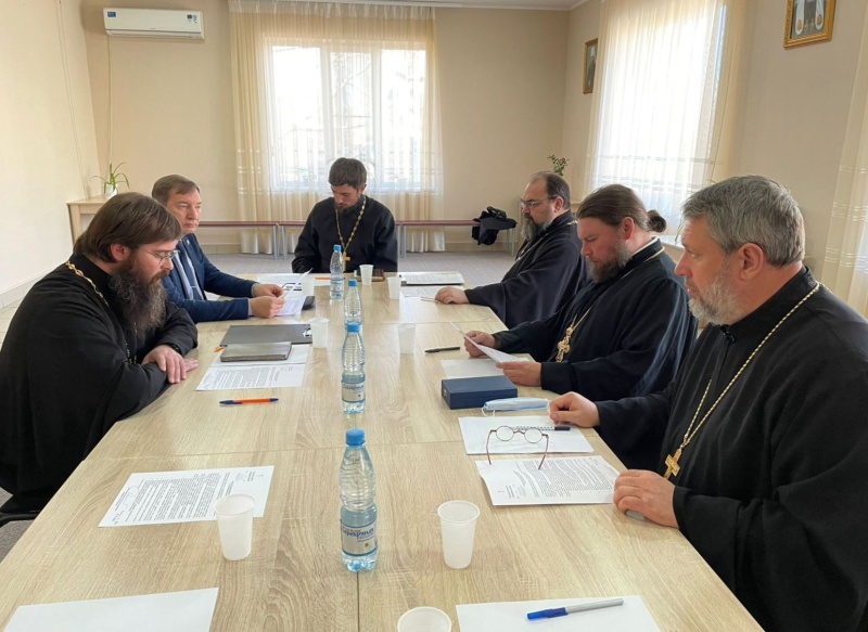 В Шахтинской епархии обсудили план мероприятий к 100-летию подвига новомучеников и исповедников Церкви Русской при изъятии церковных ценностей