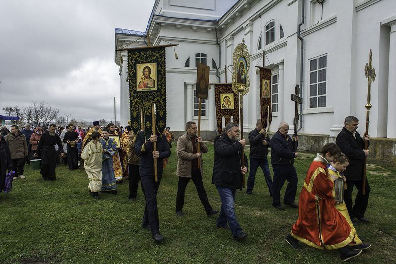 В станице Калитвенской соборным богослужением отметили престольный праздник левого предела храма в честь великомученика Димитрия Солунского