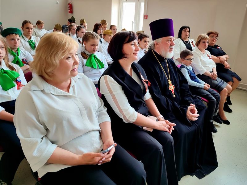В школе №15 прошло торжественное мероприятие, посвящённое 80-летию Победы в Великой Отечественной войне