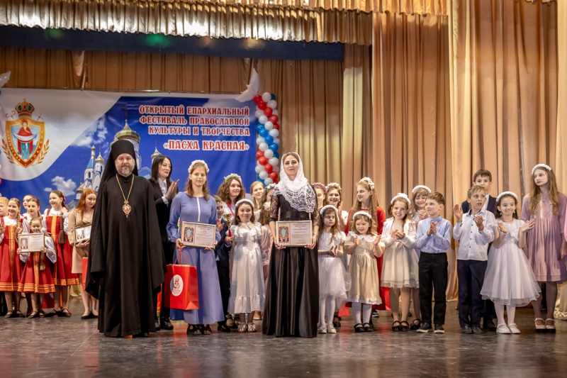 Видео Гала-концерта Юбилейного X открытого епархиального фестиваля Пасха Красная 2024