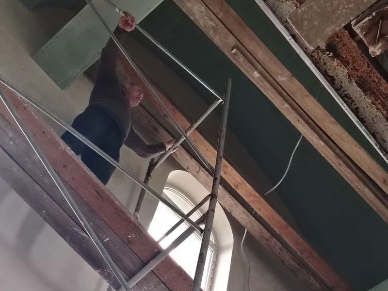 Храм святых мучеников Адриана и Наталии благоукрашается: в хуторе Арпачине идёт второй этап отделки