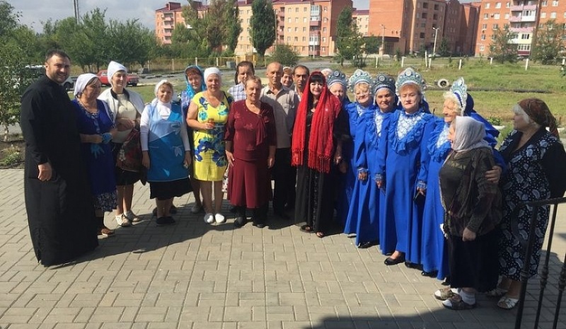 В храме в честь Донской иконы Божией Матери г. Новошахтинска отметили престольный праздник