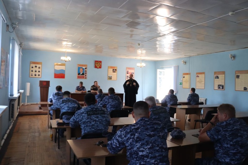 Беседа с сотрудниками ОВО по городу Новошахтинску - филиал ФГКУ «УВО ВНГ России по Ростовской области»