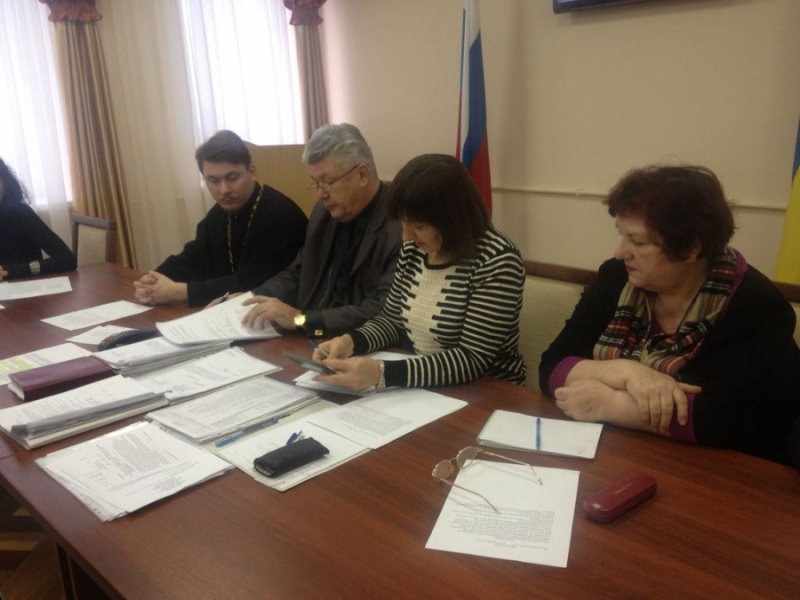 Благочинный Чертково-Калитвенского округа принял участие в итоговом заседании комиссии по делам несовершеннолетних