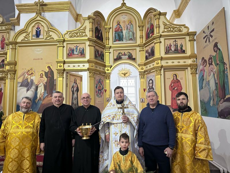 Успенский храм отметил малый престольный праздник