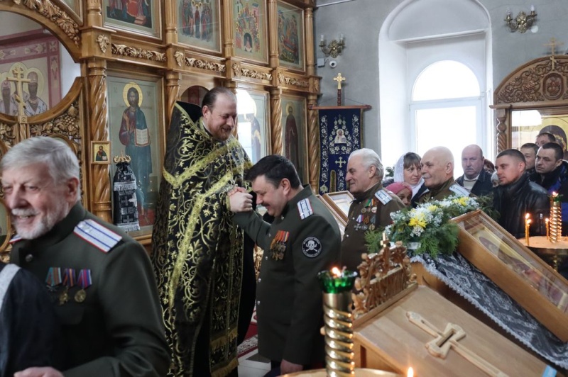 Встреча и дружеское общение с казаками станицы Мало-Несветаевской
