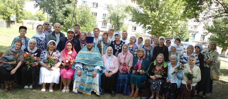 «Под небесным заступничеством Почаевской Божией Матери». В храме в честь Почаевской иконы Божией Матери г. Каменск-Шахтинский отметили престольный праздник