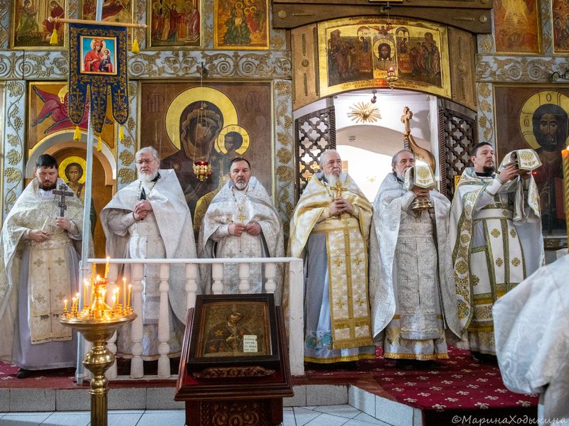 Престольный день в храме Архистратига Михаила станицы Вешенской