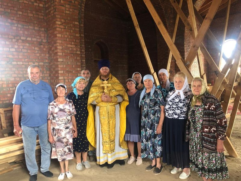 В хуторе Пичугин совершена первая Божественная литургия спустя многие десятилетия 
