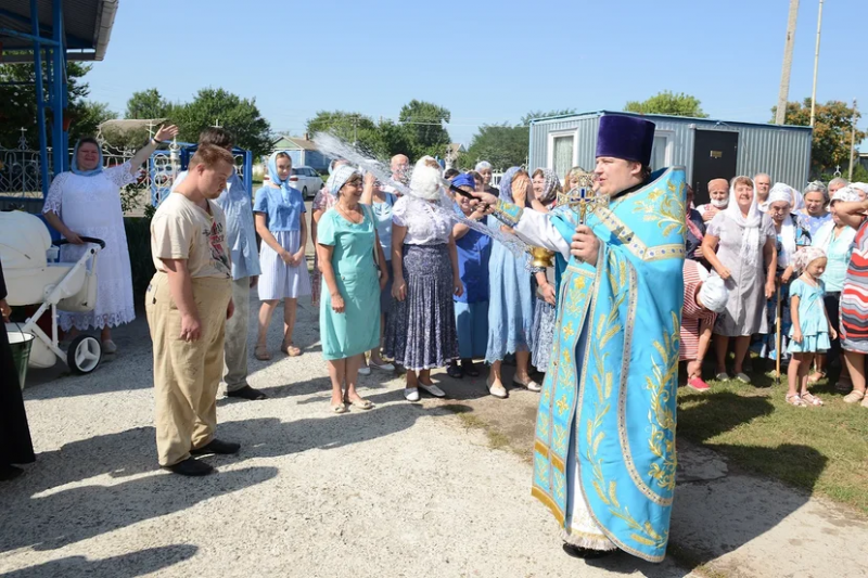 28 августа в Успенском храме станицы Калитвенской отметили престольный праздник