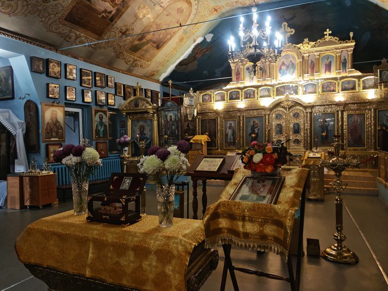 В Шахтах прошел ночной молебен перед святыней святителя Спиридона Тримифунтского