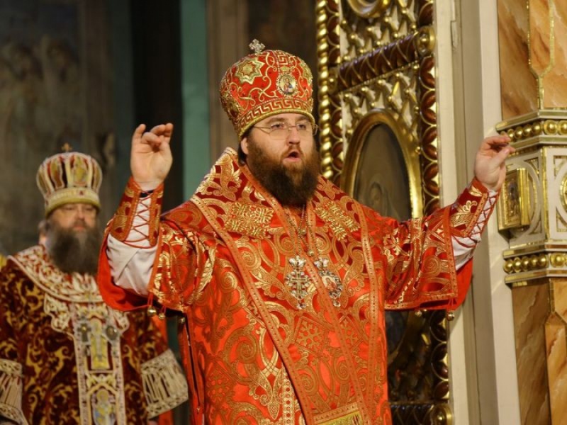 Епископ Шахтинский и Миллеровский Игнатий принял участие в Божественной литургии в кафедральном соборе Рождества Пресвятой Богородицы г. Ростова-на-Дону