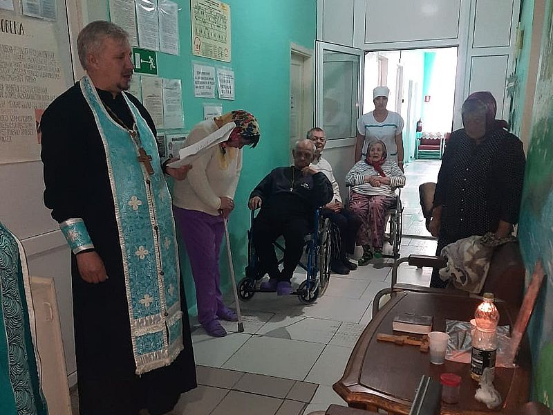 Посещение отделения сестринского ухода ЦГБ города Гуково