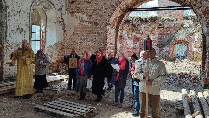 Пасха' 2021 в разрушенных храмах