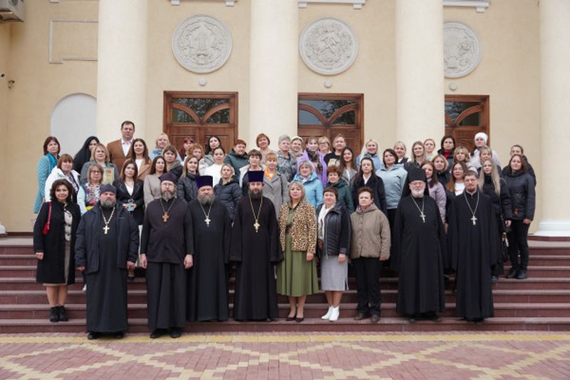 Форум о духовных ценностях и патриотизме состоялся в Октябрьском районе