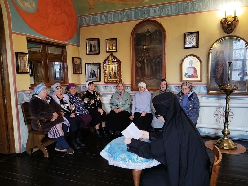 В храме Владимирской иконы Божией Матери хутора Можаевки состоялась беседа на тему: "Понятие Божественного откровения"