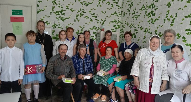 В хосписе хутора Красный прошёл пасхальный концерт