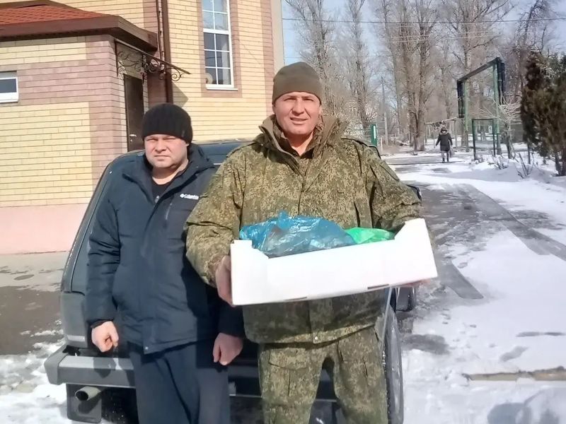 Тёплая весточка из дома: прихожане храма святой Елисаветы поздравили бойцов с Масленицей и Днём защитника Отечества