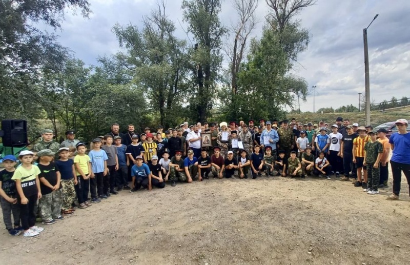В станице Боковской прошли военно-полевые сборы допризывной казачьей молодежи Верхне-Донского округа