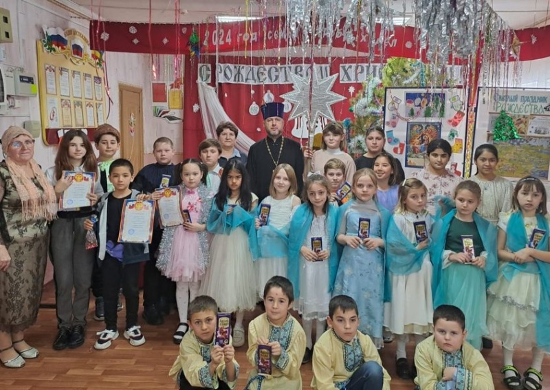 В дни святок в школе хутора Усьман прошел утренник, посвященный Рождеству Христову