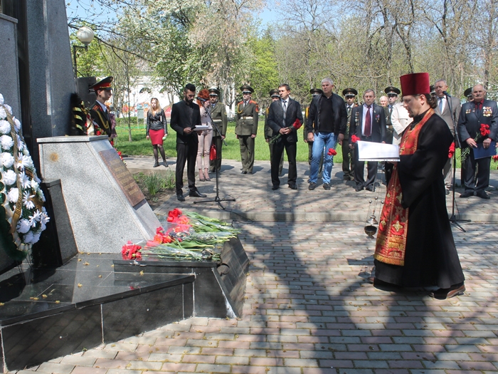 В г. Шахты в день 32-й годовщины аварии на Чернобыльской АЭС состоялся памятный митинг