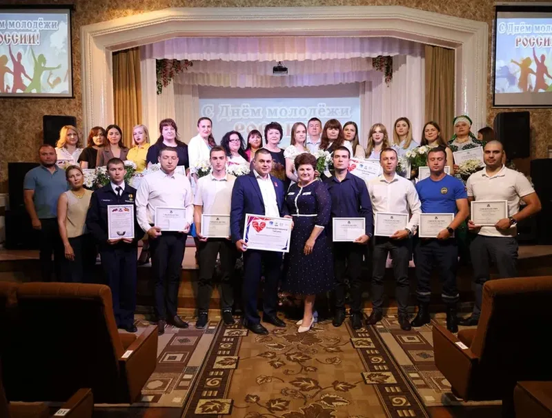 Благодарственным письмом главы Администрации города Новошахтинска награждена помощник благочинного Саханина И.В.