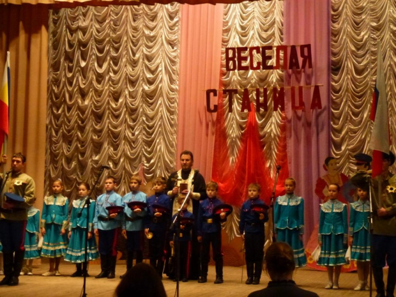 В станице Казанской юные казаки и казачки приняли присягу