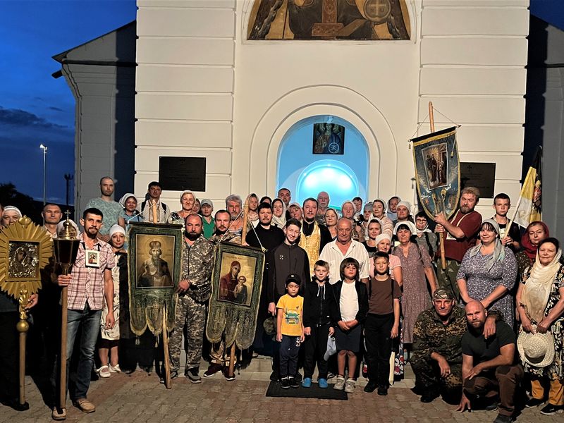 КРЕСТНЫЙ ХОД В ДЕНЬ СВЯТИТЕЛЯ НИКОЛАЯ ЧУДОТВОРЦА