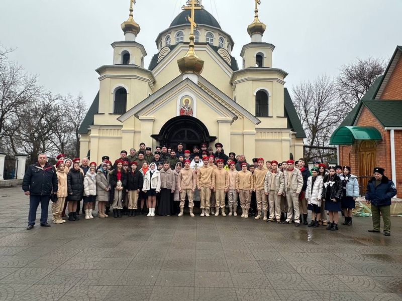 В день памяти казаков, пострадавших в годы репрессий и геноцида протоиерей Александр Маштанов совершил панихиду   